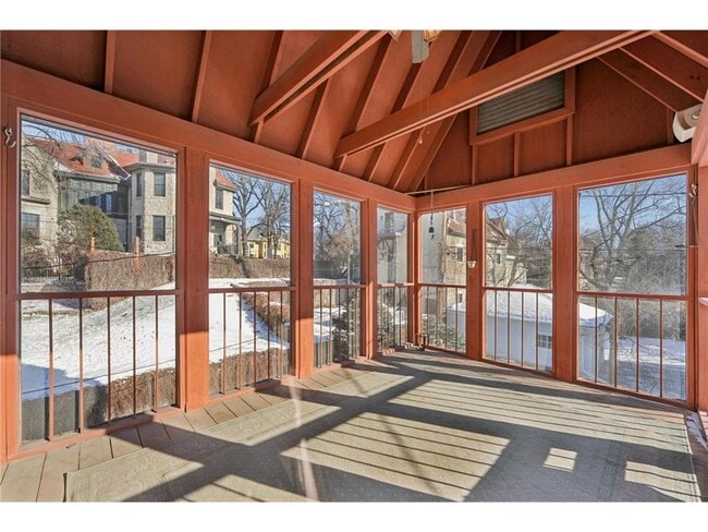 Building Photo - 1721 Humboldt Ave S