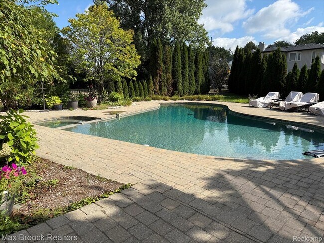 Building Photo - 3958 Winterset Ct