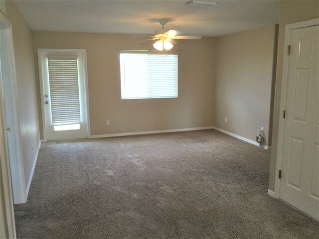 Building Photo - 9221 Lost Mill Dr