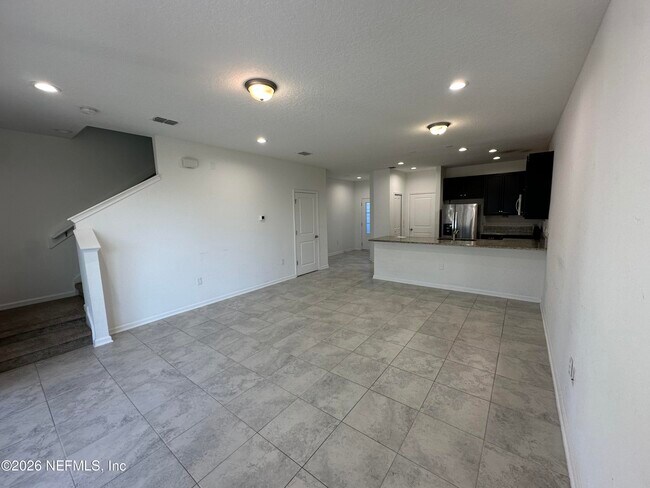 Building Photo - 136 Pinebury Ln