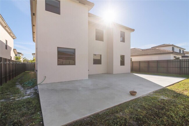 Building Photo - 22664 SW 130th Ave