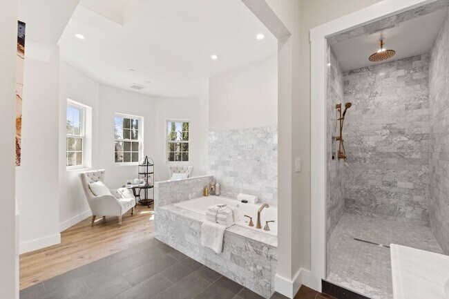 Building Photo - $15,995 - Stunning Executive Estate in Wil...