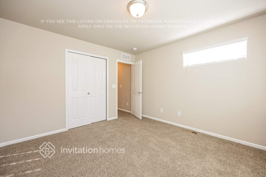 Building Photo - 11137 House Finch Ln