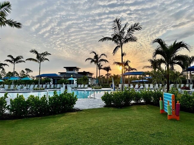 Building Photo - 12140 Wellen Golf St