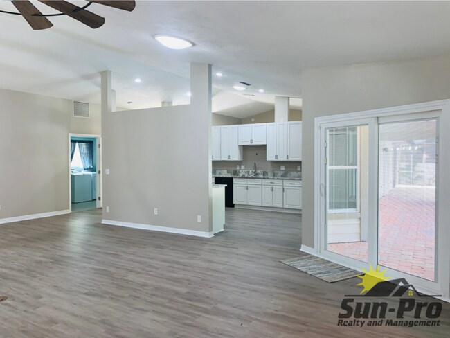 Building Photo - 3931 Tano Dr