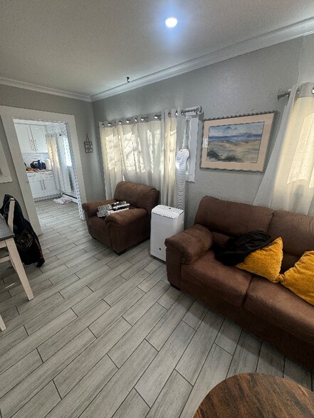 Building Photo - 4928 Newton St