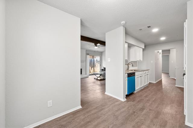 Building Photo - 3328 Green Ridge St