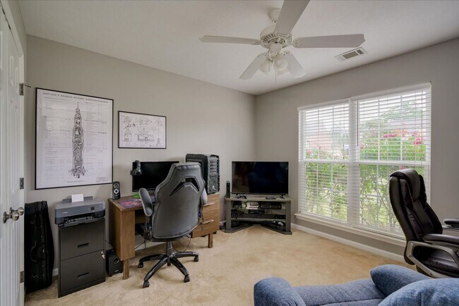 Building Photo - 4516 Logans Way