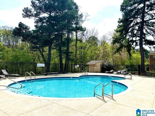 Building Photo - 3421 Sandner Ct