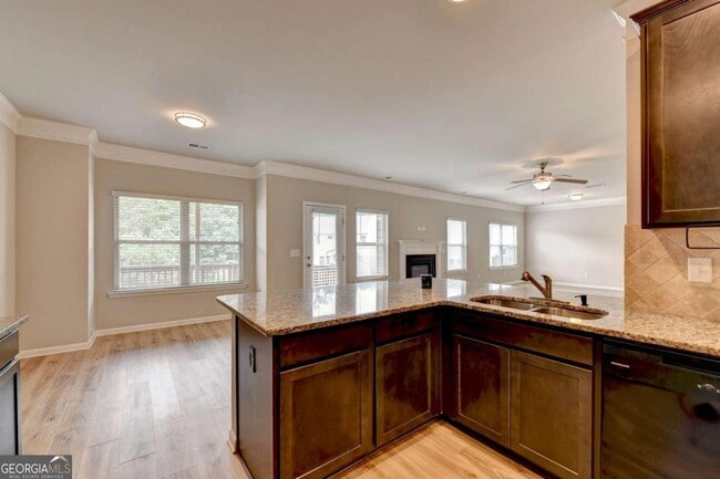 Building Photo - 648 Georgia Way