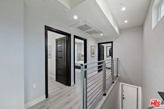 Building Photo - 15106 Roxford St