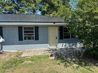 Building Photo - 521 Magnolia Dr