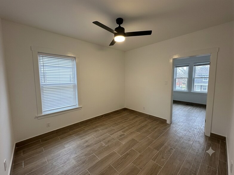 2nd Bedroom w/ extra room in the back - 4904 N Marmora Ave