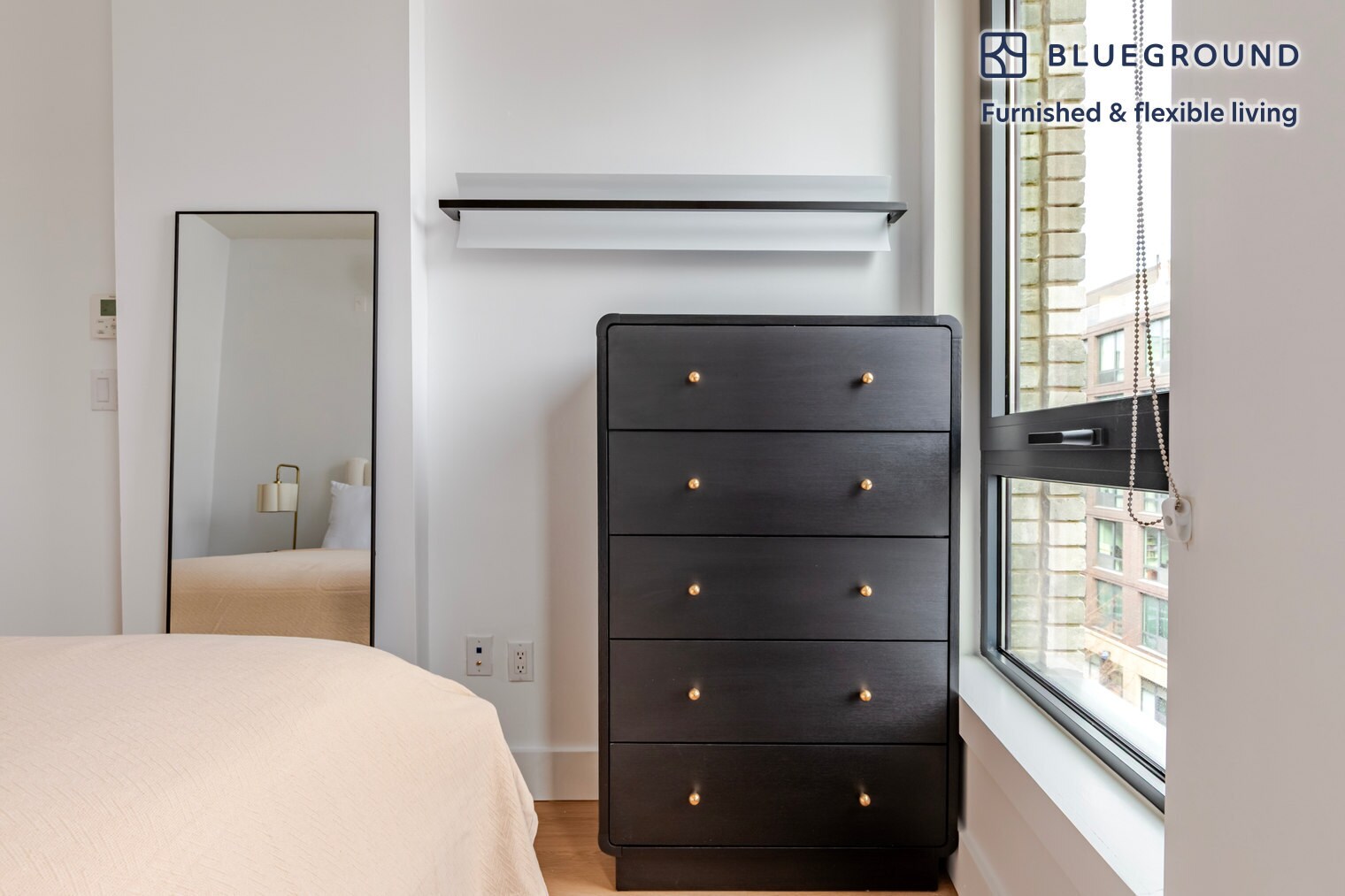 Building Photo - 130 Hope St