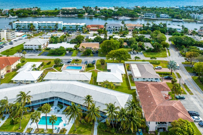 Building Photo - 2757 NE 29th Ave