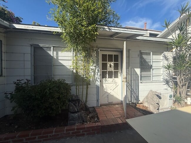 Building Photo - 3024 Third Ave