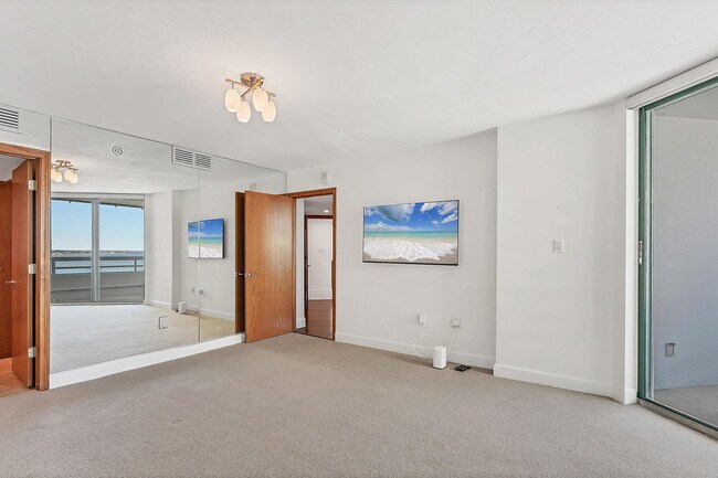 Building Photo - 888 Blvd of the Arts