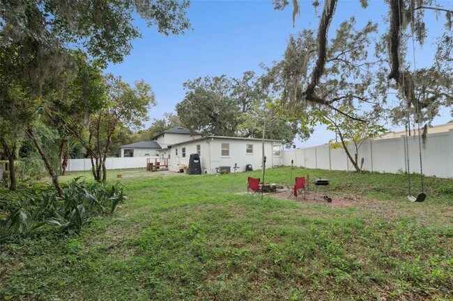 Building Photo - 2210 E Anderson St