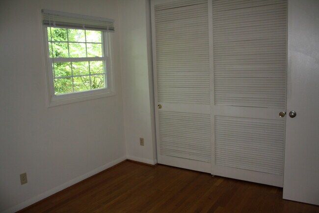 BR 2 - 1545 W Main St