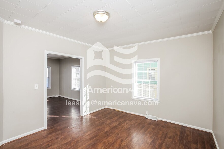 Building Photo - 1409 Highland Ave