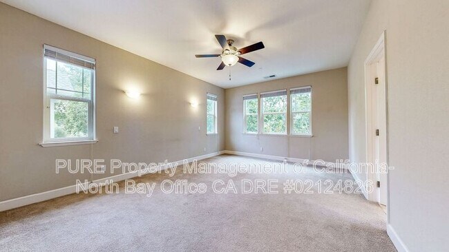 Building Photo - 14600 Jomark Ln