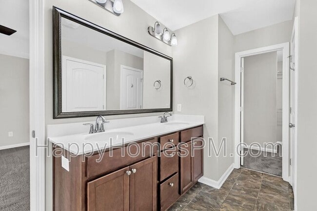 Building Photo - 1718 Emmets Rd