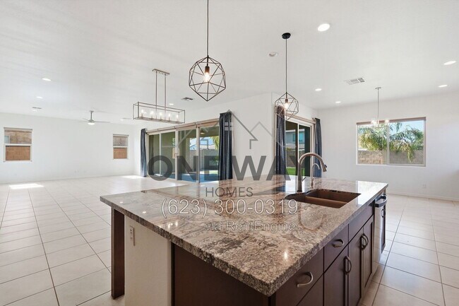 Building Photo - 9960 E Seismic Ave