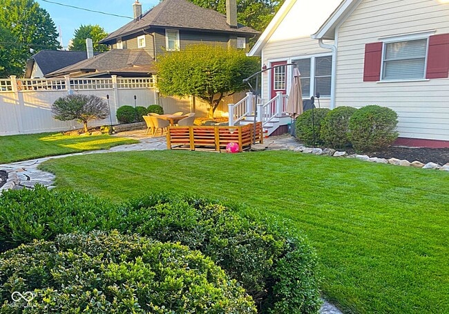 Building Photo - 131 1st Ave NW