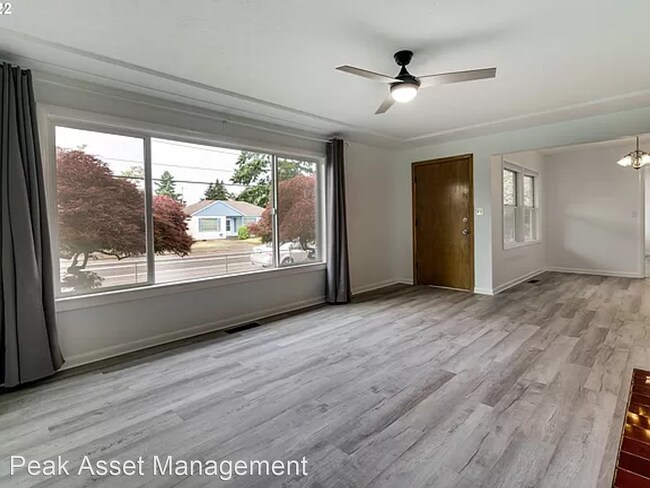 Building Photo - 4 br, 2 bath House - 7740 SE Flavel St