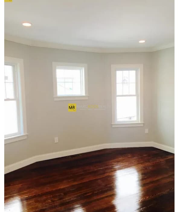 Building Photo - 47 Beech Glen St