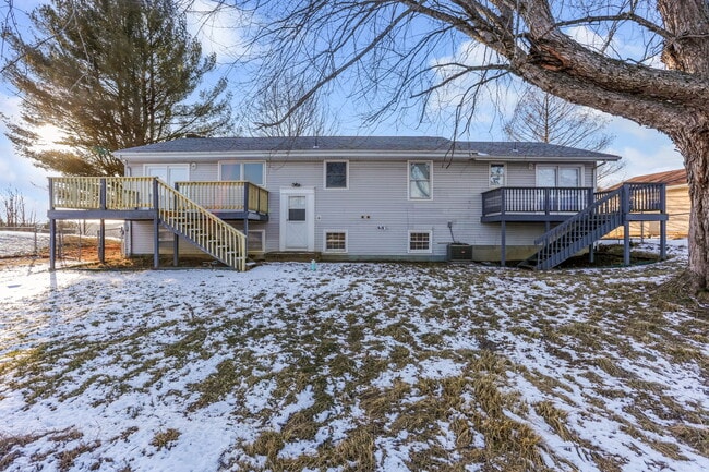 Building Photo - 11580 Highland Park