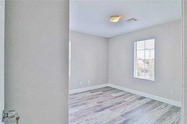 Building Photo - 2387 Brunswick Bay St