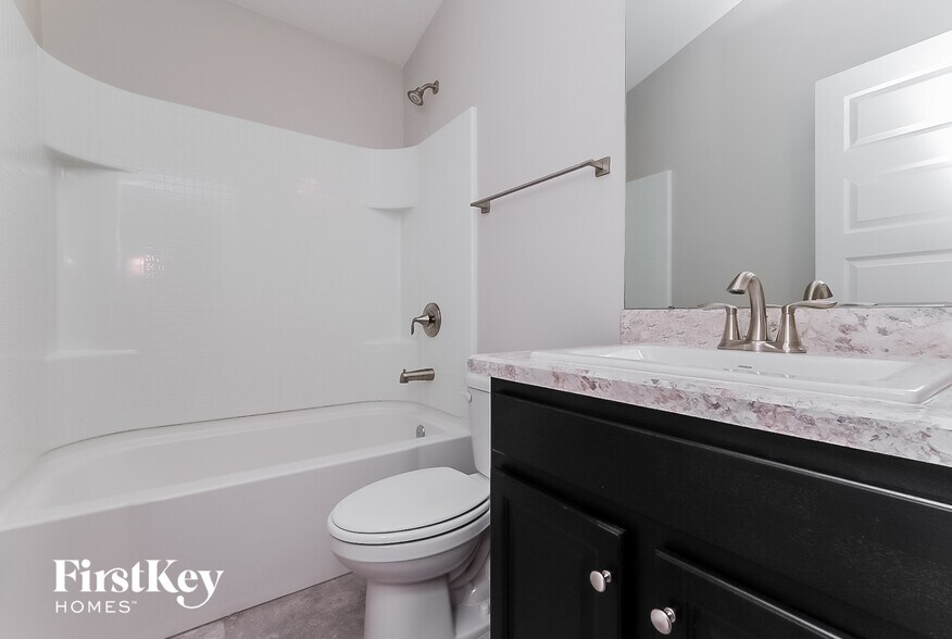 Building Photo - 14428 Potterton Cir