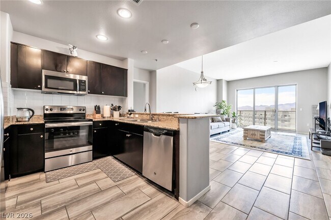 Building Photo - 8255 S Las Vegas Blvd