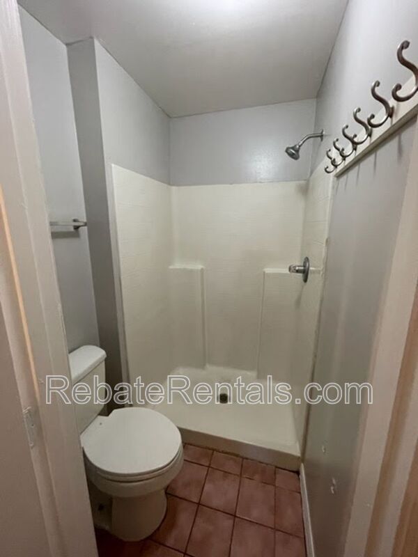 Building Photo - 10538 Lantana Lakes Dr N