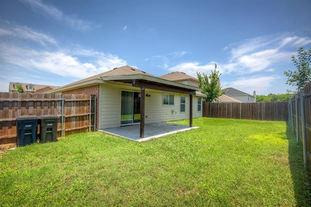 Building Photo - 7000 Sylvan Meadows Dr