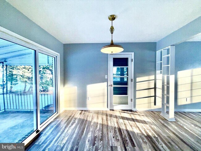 Building Photo - 5233 Kerger Rd