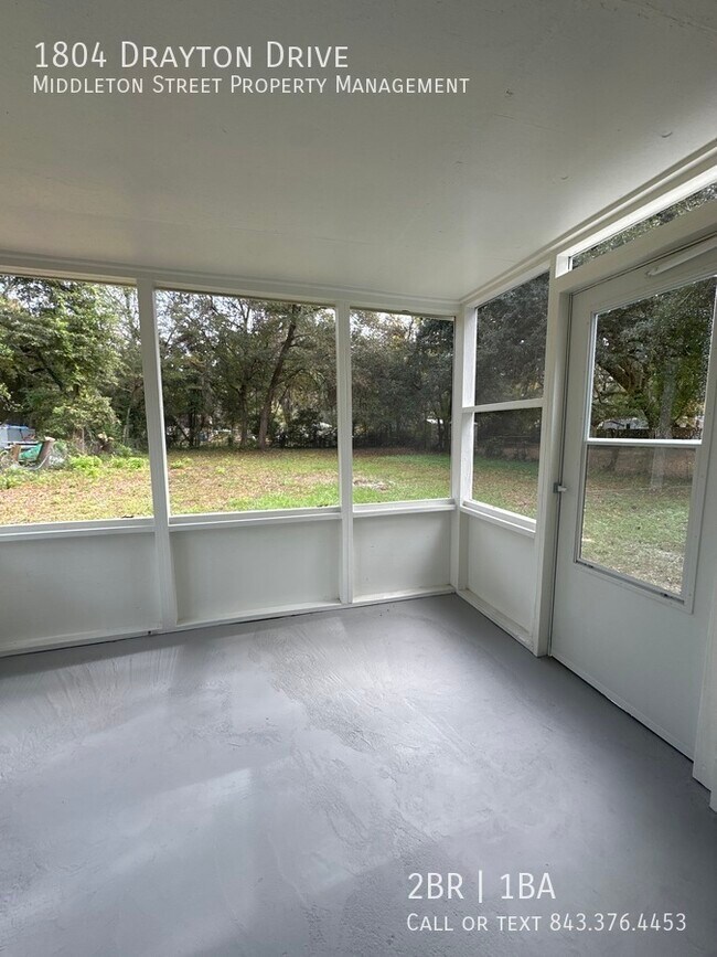 Building Photo - 1804 Drayton Dr