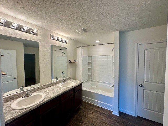 Building Photo - 833 Moorhen Wy