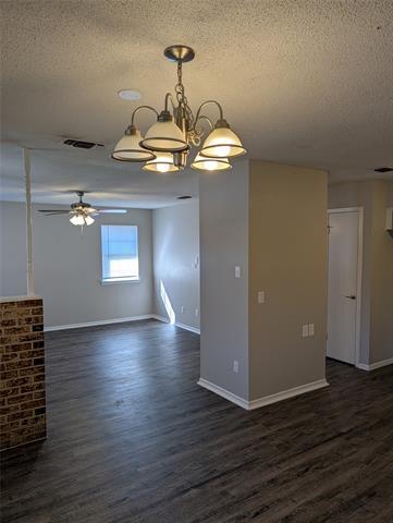 Building Photo - 424 Langley Ave