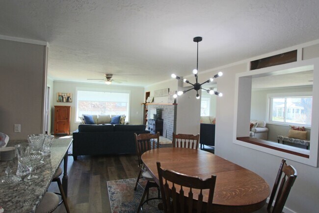 Building Photo - 419 S 100 E