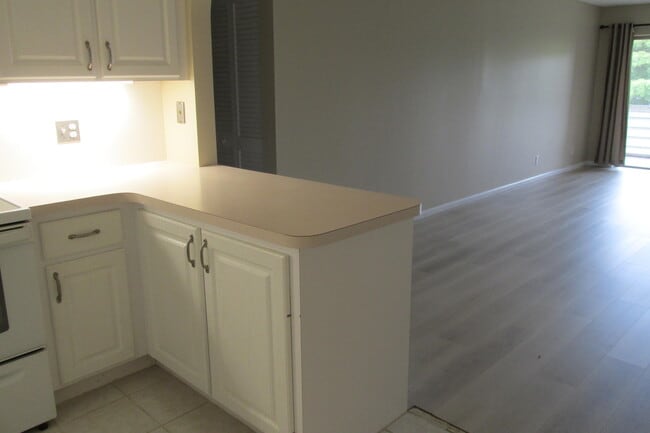Building Photo - 10789 N Military Trl