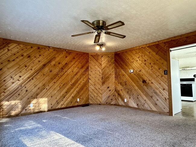 Building Photo - 1804 Fenmoor Pl