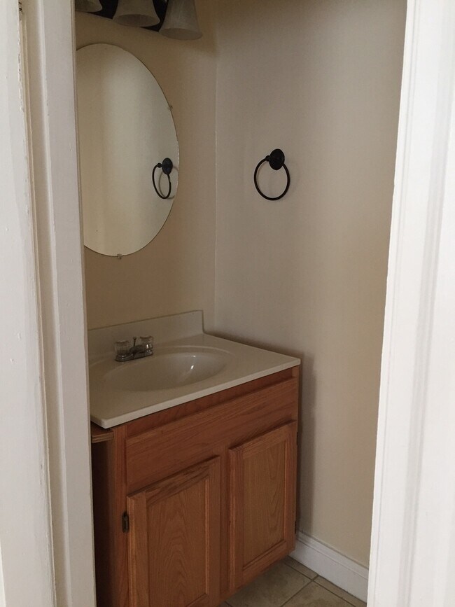 Building Photo - McCarty_Broad St Duplex_505-507