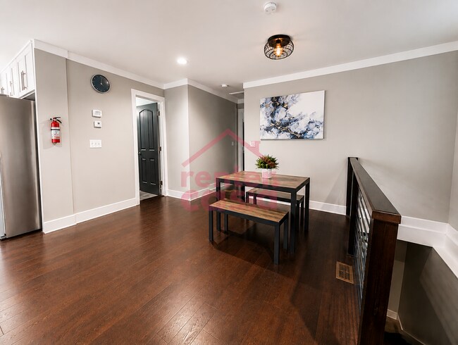 Building Photo - The Bouldercliff | Stylish & Convenient Atlanta Room: All-Inclusive Living!
