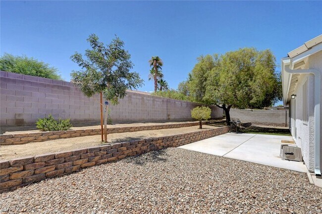Building Photo - 8863 Haviland Rd