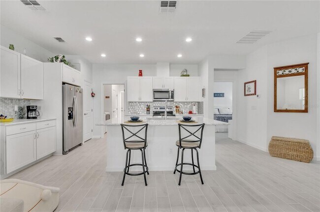Building Photo - 518 Daiquiri Pl