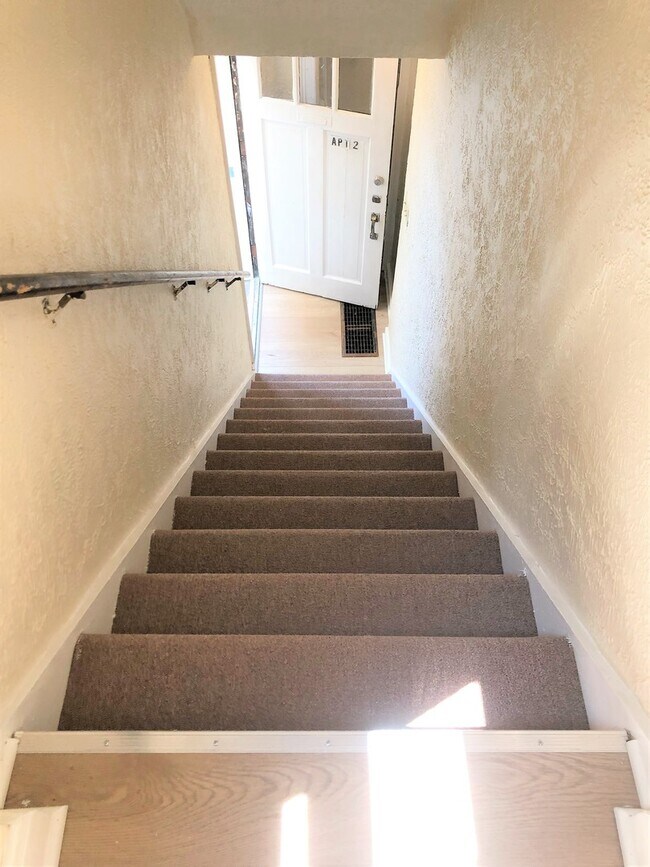 Building Photo - 1851 Capital Ave