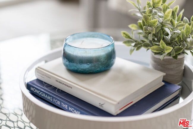 Building Photo - 329 Rosemont St