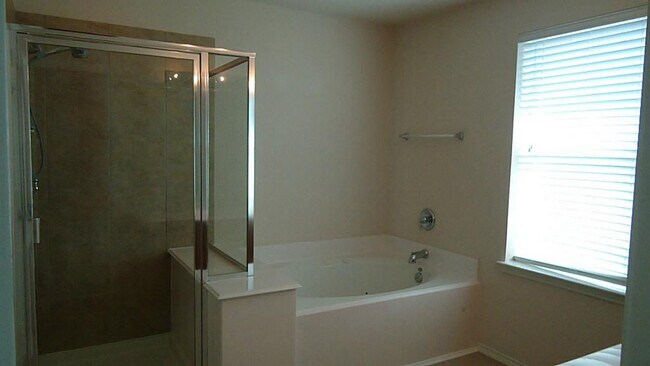 Building Photo - 3506 Cactus Creek Dr